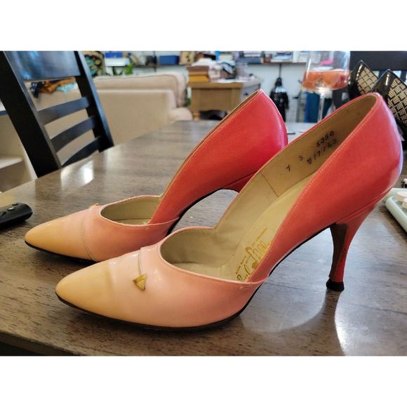 Vintage 1960s Pink Ombre heels with triangle embellishment Do.Inic Romano - Picture 3 of 13